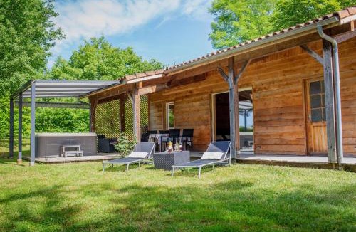 Peyrusse-Grande House | Chalet Cèdre - Les Chalets de Barruérot - Spa jacuzzi privatif