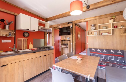 Rouffiac-des-Corbieres House | Chalet 'Canada' with Mountain Views, Shared Pool and Private Garden