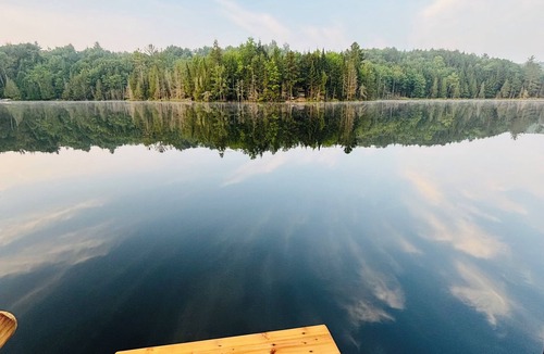 Pointe-au-Chene Ski Chalet | Chalet Lakehouse dreamy and private by the beautiful lake. Close to Montreal