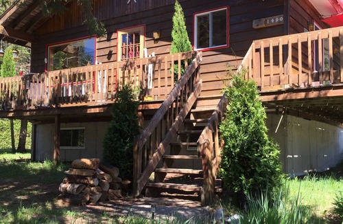 St-Adolphe-d'Howard Ski Chalet | Chalet Du Nord