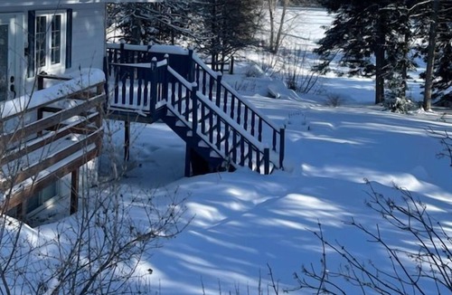 St-Adolphe-d'Howard Cabin | Chalet privée - Lac Huguette avec Spa