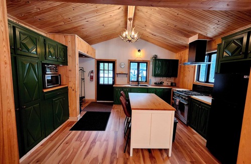 Mauricie Ski Chalet | Chalet with private lake and 52 acres of forest