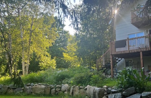 Saint-Gabriel-de-Brandon Ski Chalet | Chalet four seasons in the heart of nature.