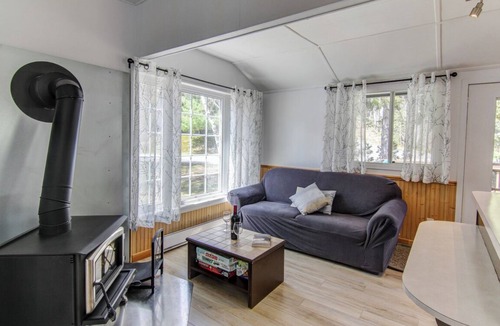 Saint-Henri-de-Taillon Ski Chalet | Chalet 1 min from Wilson beach | Lac Saint-Jean | Warm & family atmosphere