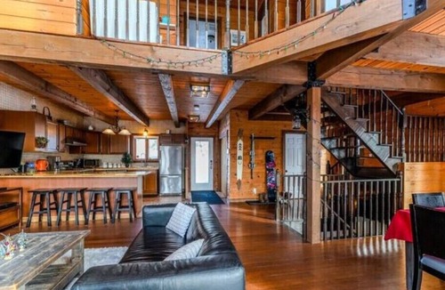 Sainte-Agathe-des-Monts Ski Chalet | Chalet Mont Belle