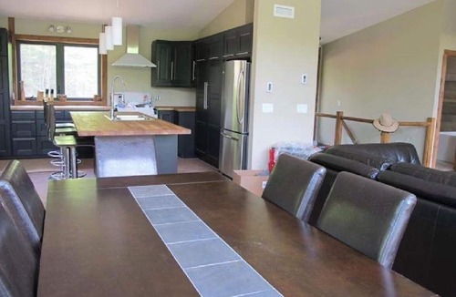 Sainte-Agathe-des-Monts Ski Chalet | Chalet Bord Lac, Spa, Table billard,4 bedrooms, Laurentians