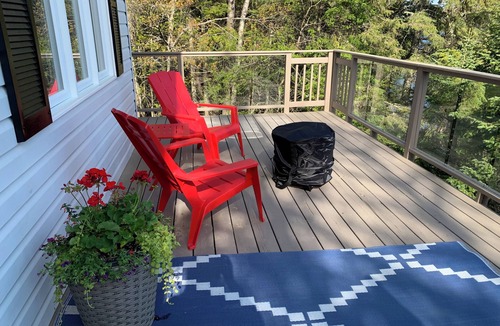 Sainte-Agathe-des-Monts Ski Chalet | Chalet Douillet sur le Bord du Lac Navigable Papineau