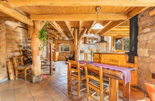 Abella de la Conca Ski Chalet | Chalet 'Cal Serrat' with Mountain View, Private Terrace and Wi-Fi