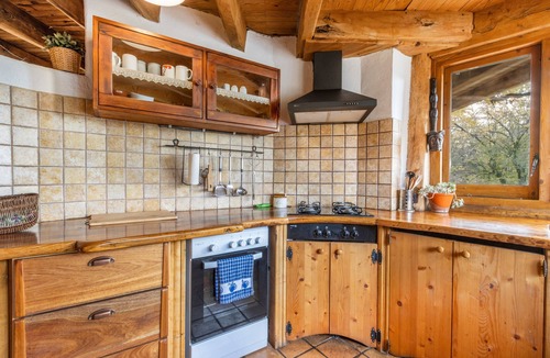 Abella de la Conca Ski Chalet | Chalet 'Cal Serrat' with Mountain View, Private Terrace and Wi-Fi
