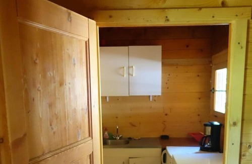 Simiane-la-Rotonde Cabin | Chalet Calune