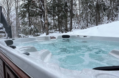 Saint-Philemon Cottage | Chalet Capella - Mountain Views, Nature, Spa