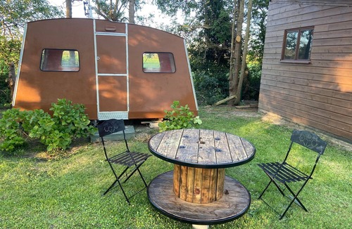 Grandcamp-Maisy Ski Chalet | Chalet+caravan+Maisonette