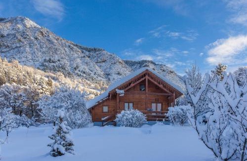 La Batie-Neuve Ski Chalet | Chalet Carpe Diem