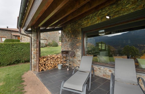 Campelles Ski Chalet | Chalet 'Casa Campelles 2' with Mountain View, Shared Terrace and Wi-Fi