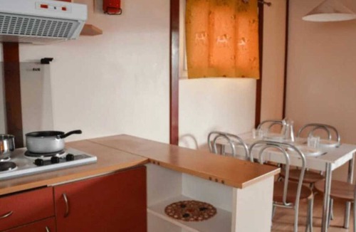 Lattes Ski Chalet | Chalet - ccaiigb - Three Bedroom Chalet, Sleeps 7