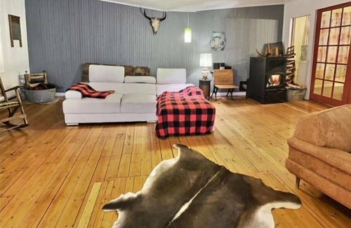La Mitis Ski Chalet | Chalet Chez Frid