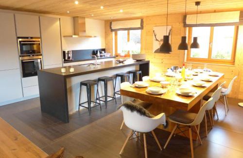 Randogne Ski Chalet | Chalet Chalet Astoria by Interhome