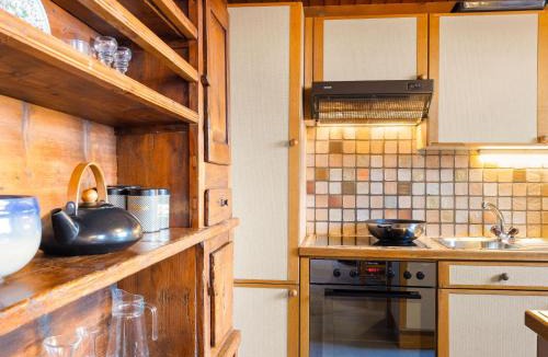 Val d'Illiez Ski Chalet | Chalet Chalet Seravalle by Interhome
