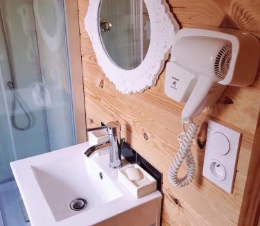 Maisod Ski Chalet | Chalet chaleureux - Ecureuil