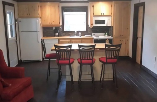 Caraquet Ski Chalet | Chalet chaleureux et accueillant près de l'eau