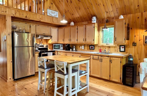 Magog Ski Chalet | Chalet Chaleureux - Lac Lovering