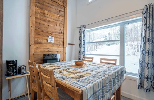Saint Come Ski Chalet | Chalet Chic et Spa | St-Come