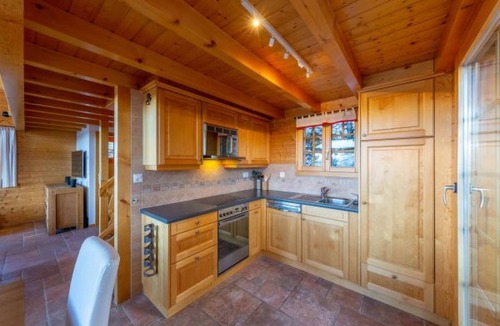 Saint-Pierre-de-Clages House | Chalet Ciel de Lit - Vue imprenable by Interhome