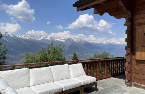 Saint-Pierre-de-Clages House | Chalet Ciel de Lit - Vue imprenable by Interhome