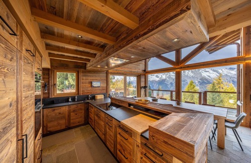 Saint-Pierre-de-Clages Ski Chalet | Chalet Cimes and Dreams - A little corner of paradise