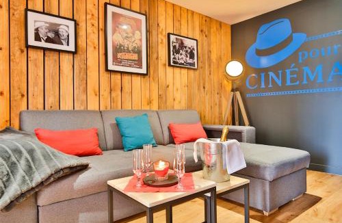 Clermont-Creans Ski Chalet | Chalet Cinema Les Belles Ouvrières
