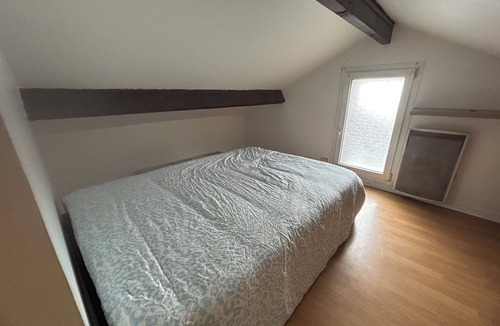 Mons - Plaine basse Ski Chalet | Chalet close to the airport