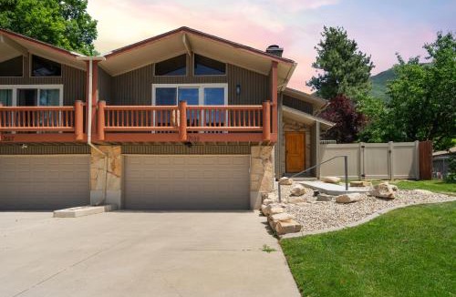 Cottonwood Heights Ski Chalet | Chalet close to resorts