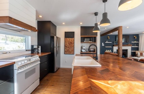 Chertsey Ski Chalet | Chalet cocooning Daisy House -spa-lac BEAULAC - 10 minutes ski slopes