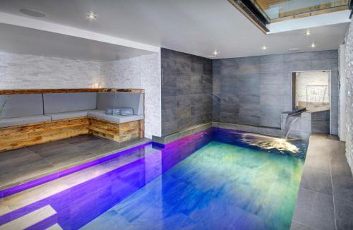 Thones Ski Chalet | Chalet Colombine - OVO Network