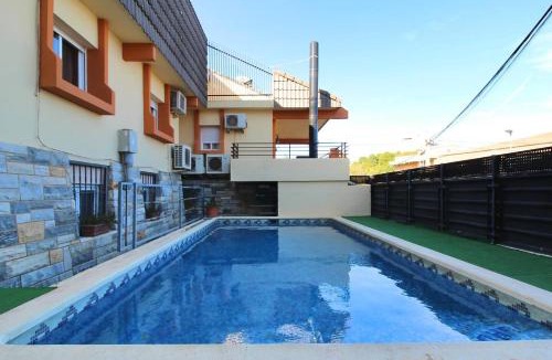 Polop House | Chalet con piscina y barbacoa