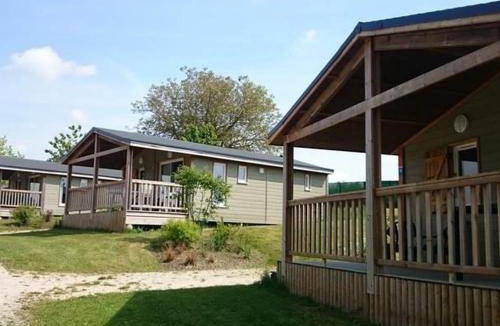 Chemille-sur-Indrois Other | Chalet confortable avec terrasse - 6 pers. - API-1-52-1110