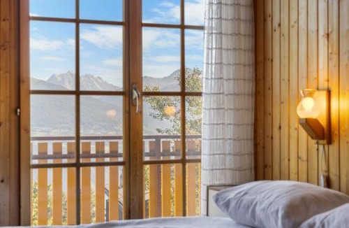 Anzere Ski Chalet | Chalet Copacabana a Anzere vue sur les Alpes