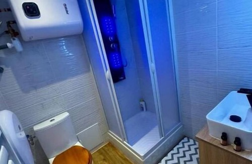 Meyzieu Centre Apartment | Chalet Cosy