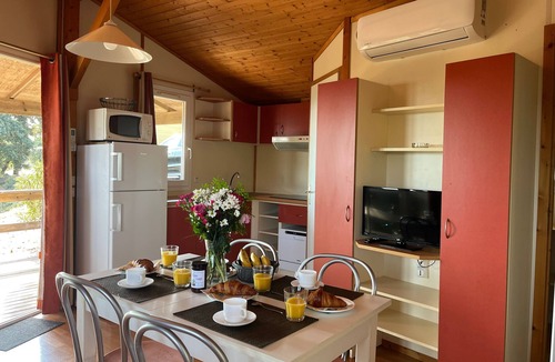 Agde Cabin | Chalet cosy proche Commerces et Plage!