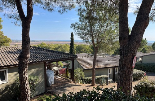 Agde Cabin | Chalet cosy proche Commerces et Plage!