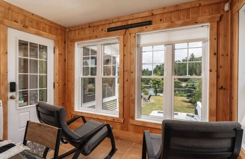 Saint Come Cabin | Chalet Détente : SPA, Foyer!