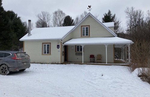 Cheneville Ski Chalet | Chalet D'époque