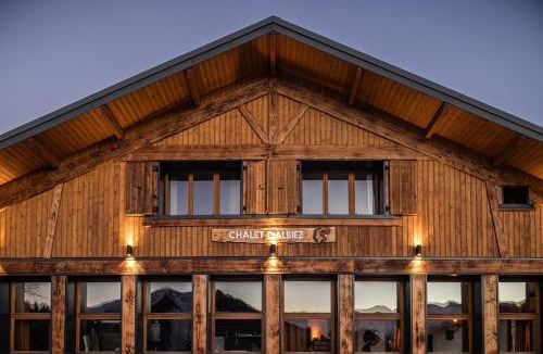 Albiez-Montrond Ski Chalet | Chalet D'albiez