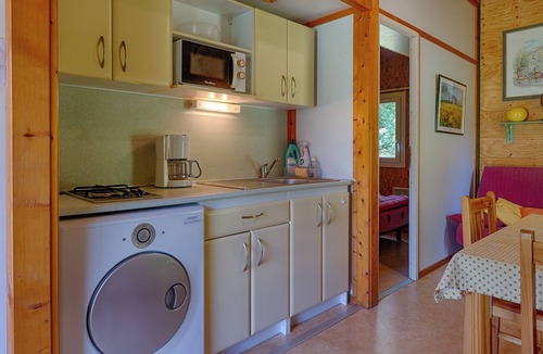 Les Tourrettes Ski Chalet | Chalet 'D'alpion' with Shared Pool, Private Terrace and Shared Garden