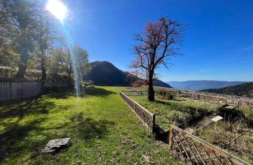 Lochieu Bed & Breakfast | Chalet d'Arvière
