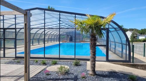 Marzan Apartment | Chalet dans résidence privée avec piscine couverte