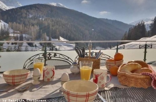 Davos House | Chalet-Davos by Interhome