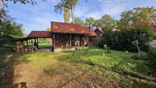 Bazoches-sur-le-Betz Other | Chalet de Béon