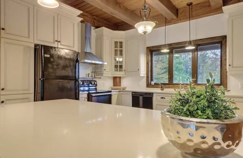 Sainte-Beatrix House | Chalet de l'aube | Spa