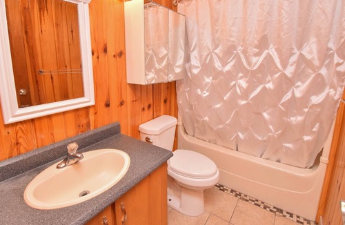 Lac-des-Plages House | Chalet de l'Eau Claire